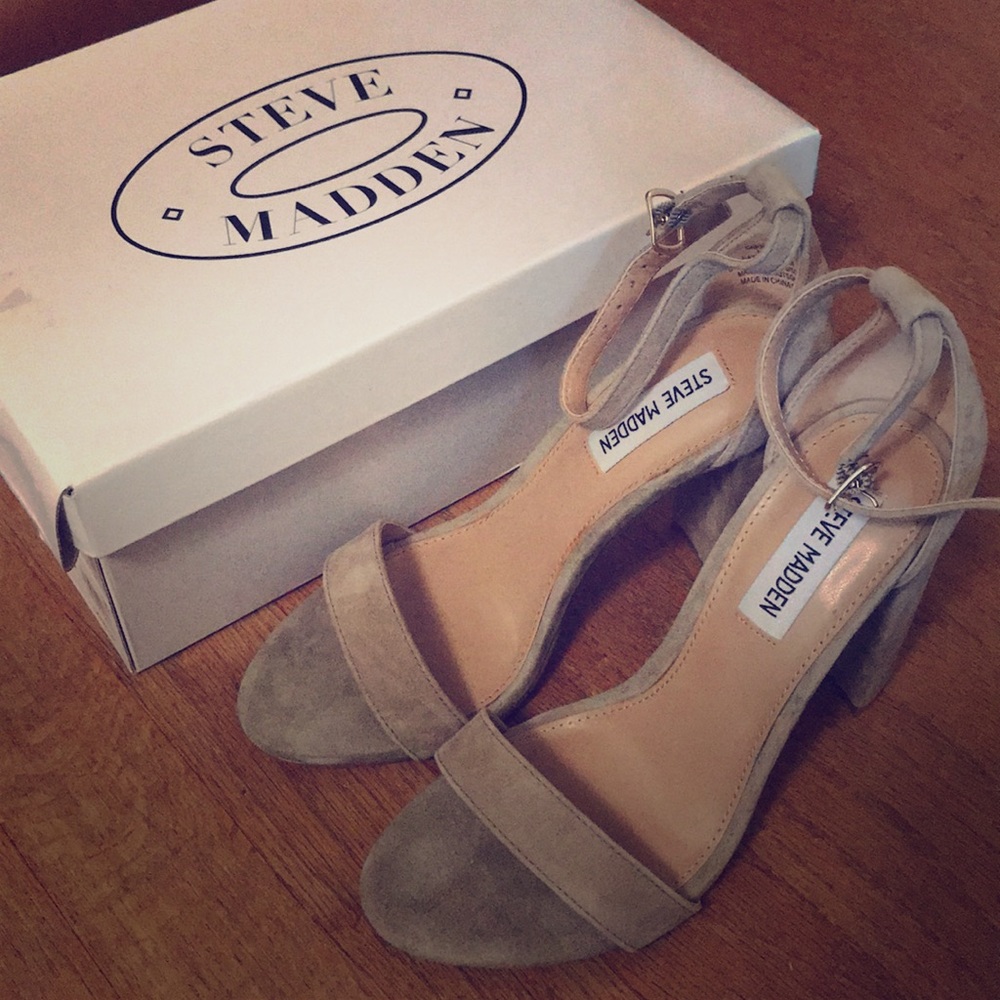 Women’s Steve Madden Taupe Suede Heels